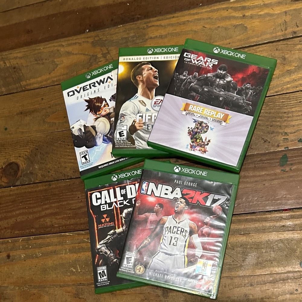 XBOX-One Game Collection - Green Cases